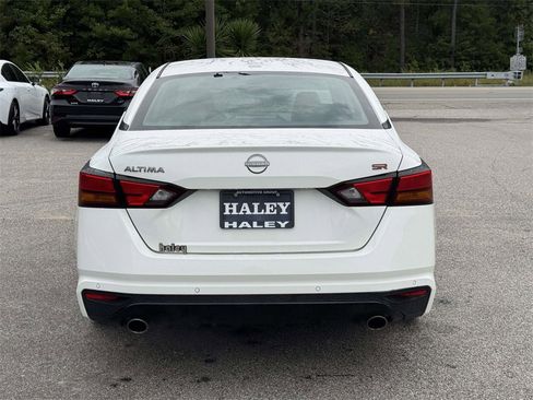 Used 2024 Nissan Altima 2.5 SR image 21