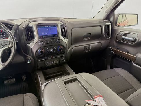 Used 2021 Chevrolet Silverado 1500 LT Trail Boss image 24