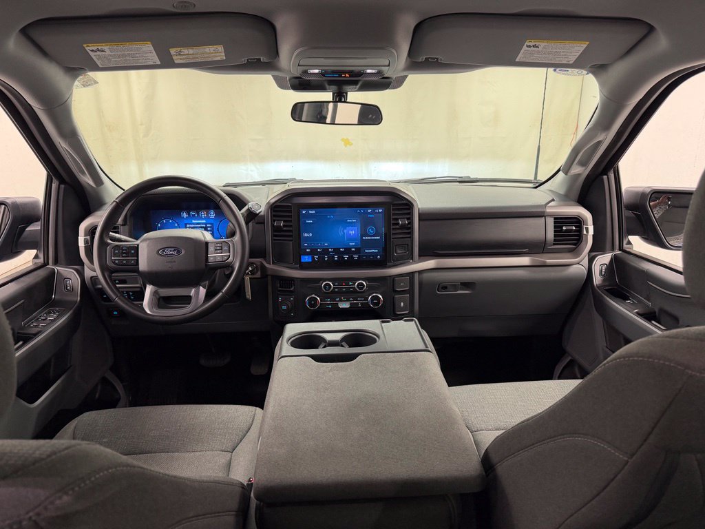Used 2025 Ford F150 XLT w/ Equipment Group 301A Standard AWD/4WD image 19
