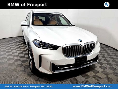 Used 2024 BMW X5 xDrive40i w/ Premium Package AWD/4WD image 1
