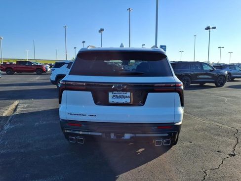 New 2025 Chevrolet Traverse LT w/ Midnight/Sport Edition image 5