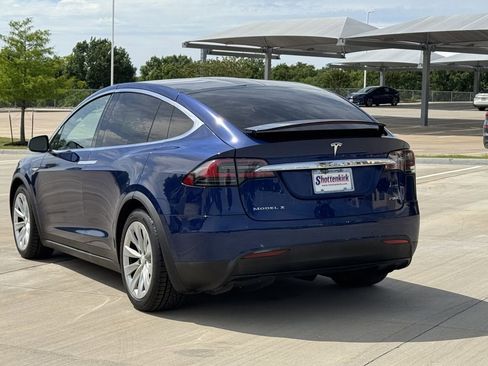 Used 2016 Tesla Model X Performance AWD/4WD image 4