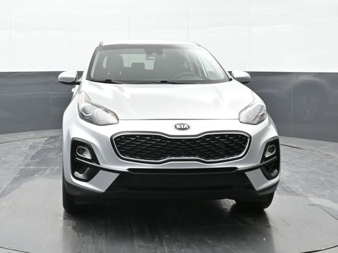 Used 2020 Kia Sportage LX image 3