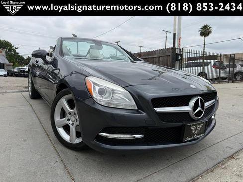 Used 2012 Mercedes-Benz SLK 250 image 1