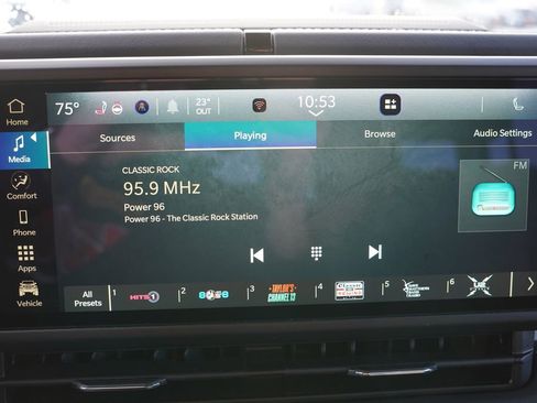 Certified 2025 Jeep Wrangler Unlimited Sahara w/ Safety Group image 22