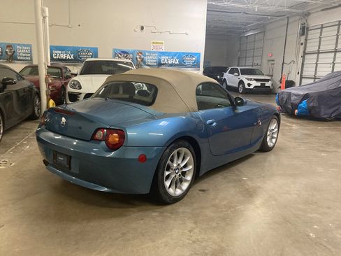 Used 2003 BMW Z4 2.5i RWD image 2
