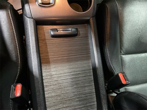 Used 2021 Honda Pilot Special Edition image 18