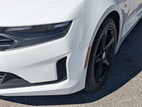 Used 2023 Chevrolet Camaro LT image 9