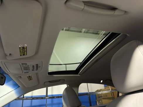 Used 2010 Lexus ES 350 FWD image 29