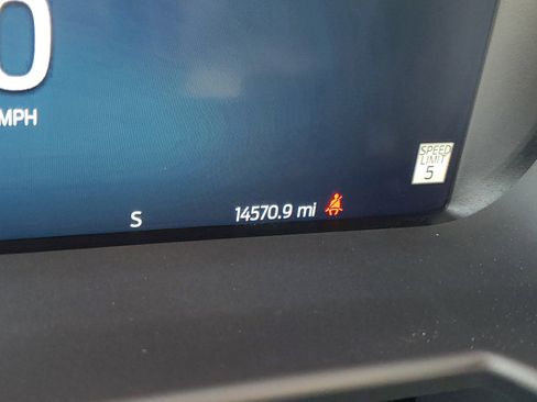 Used 2025 Ford F450 Platinum w/ FX4 Off-Road Package image 23