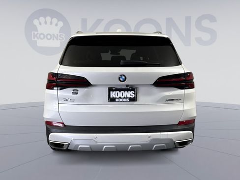 Used 2024 BMW X5 xDrive40i w/ Premium Package AWD/4WD image 5