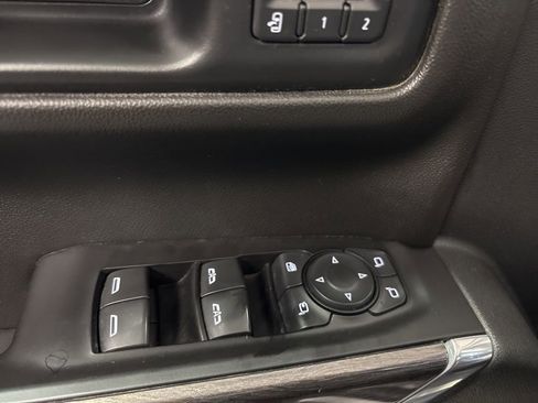 Used 2019 Chevrolet Silverado 1500 LTZ w/ LTZ Premium Package image 26