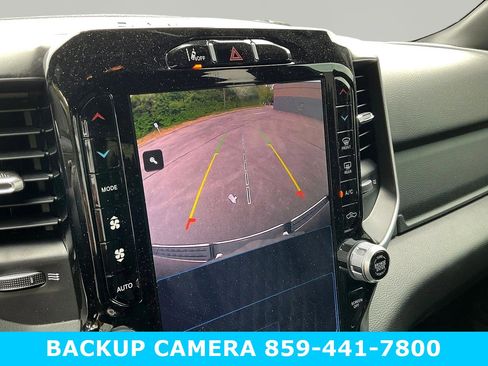 Used 2022 RAM 1500 Big Horn AWD/4WD image 10