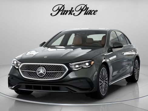 New 2026 Mercedes-Benz E 350 4MATIC Sedan image 38