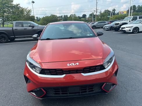 Used 2022 Kia Forte GT-Line w/ GT-Line Premium Package FWD image 2