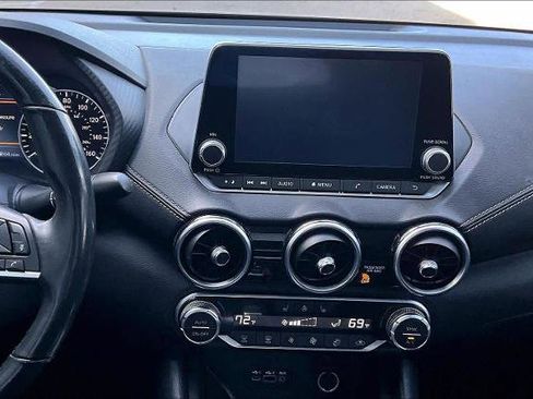 Certified 2022 Nissan Sentra SV w/ All-Weather Package FWD image 7