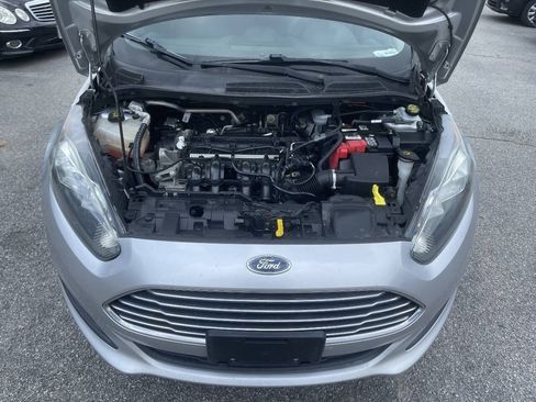 Used 2019 Ford Fiesta SE FWD image 24