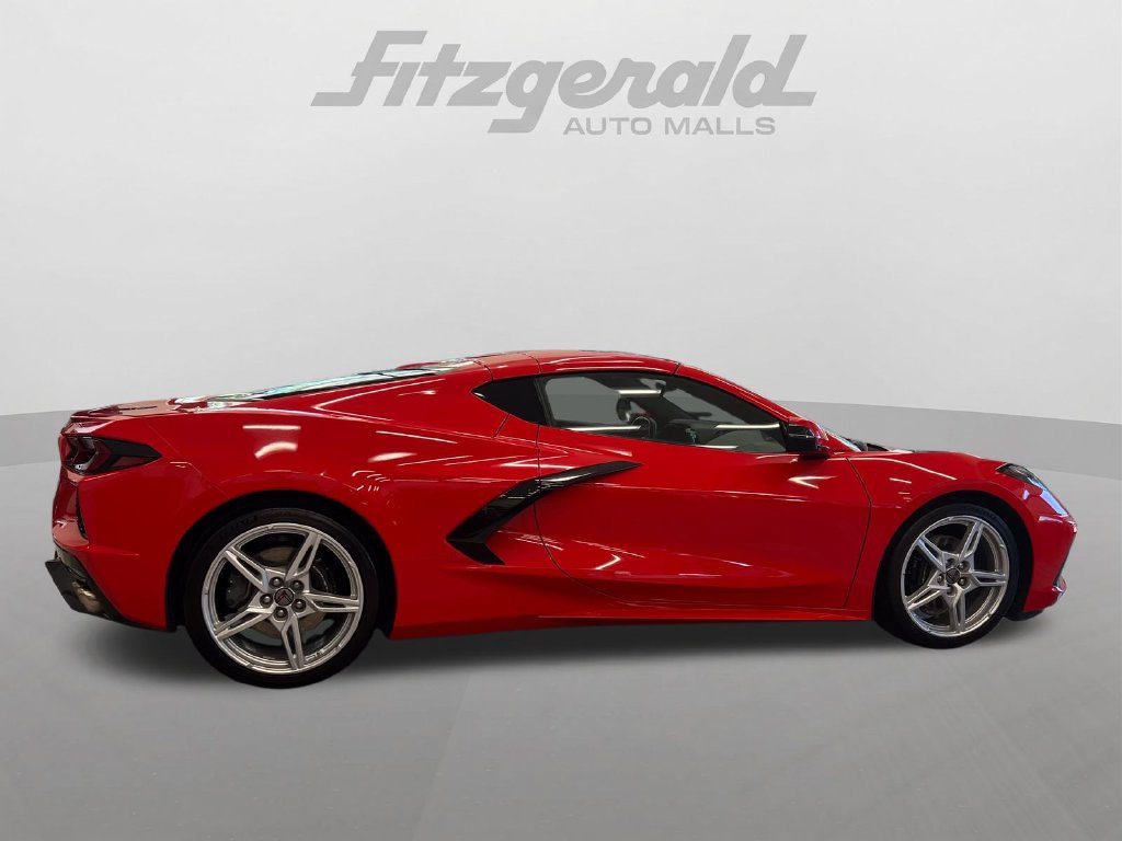Used 2025 Chevrolet Corvette Stingray Premium Cpe w/ 3LT RWD image 3