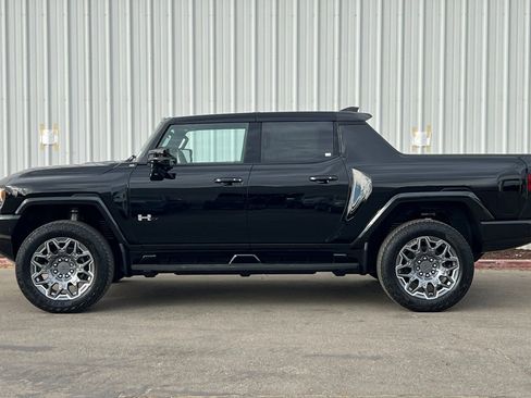 New 2025 GMC Hummer EV 3X AWD/4WD image 3
