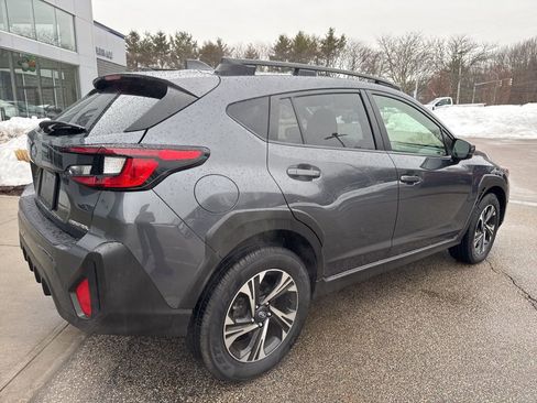 Used 2024 Subaru Crosstrek 2.0i Premium image 2