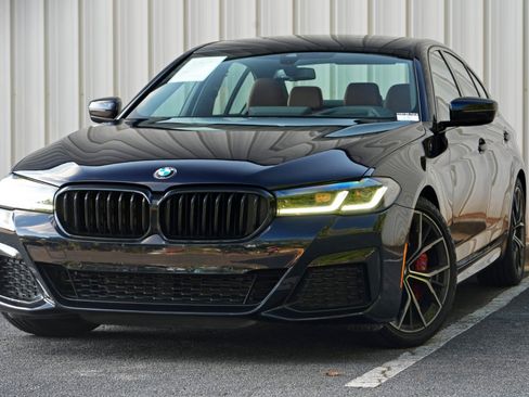 Used 2023 BMW 530i xDrive w/ M Sport Package AWD/4WD image 3