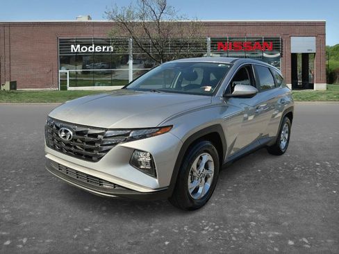 Used 2024 Hyundai Tucson SE FWD image 1