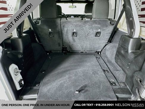 Used 2020 Jeep Wrangler Unlimited Sport S AWD/4WD image 24