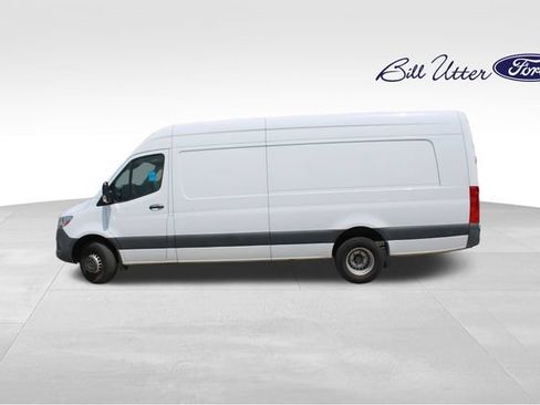 Used 2024 Mercedes-Benz Sprinter 4500 image 8