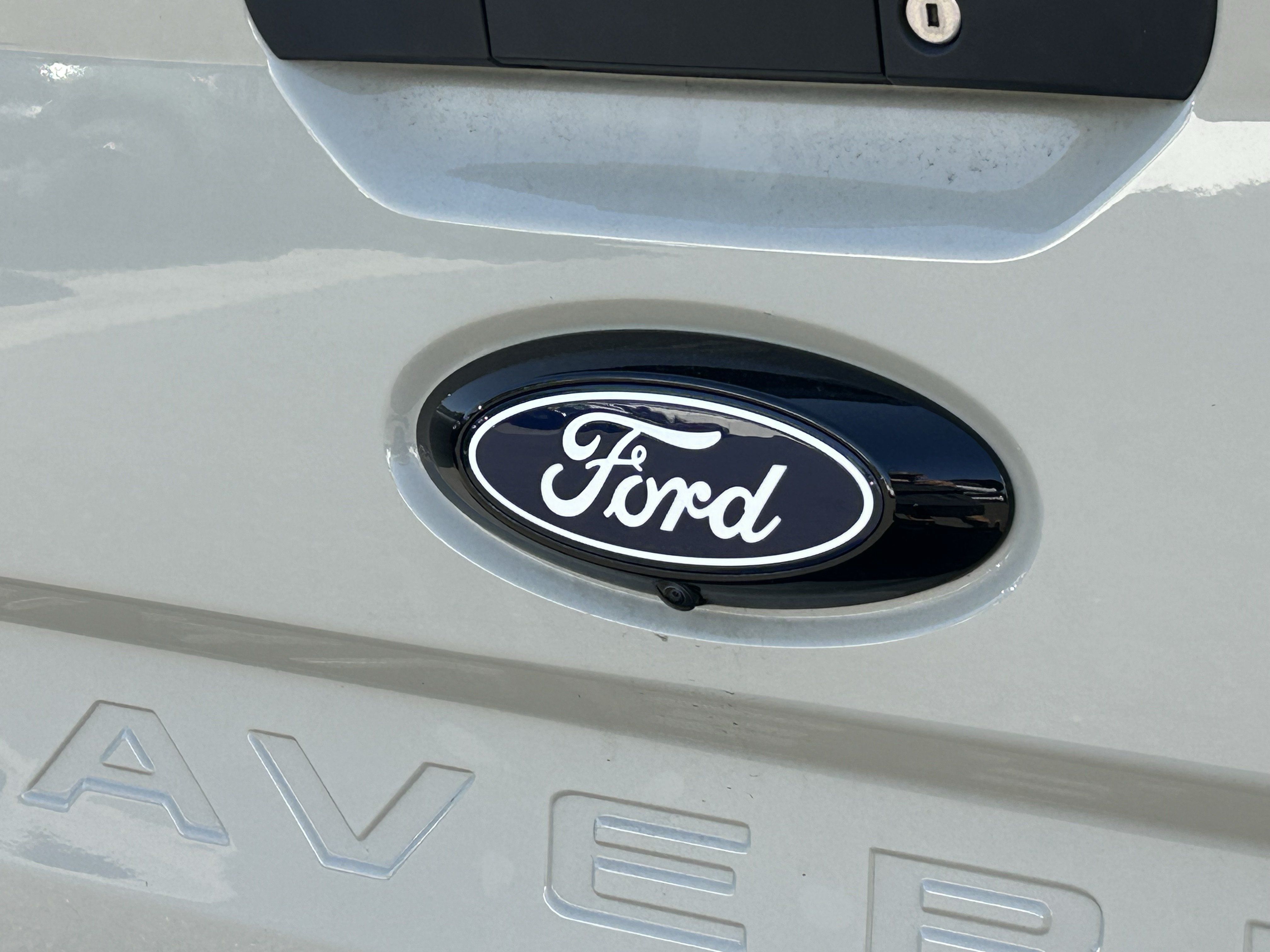 Used 2025 Ford Maverick XLT w/ XLT Luxury Package FWD image 5