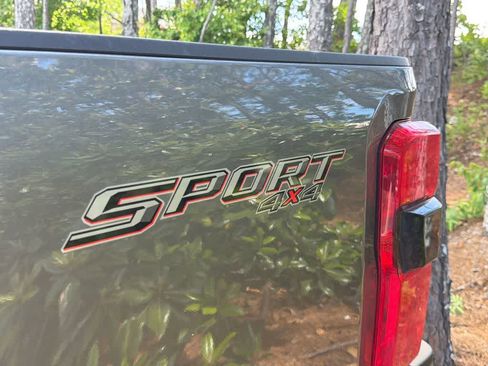 Used 2024 Ford F250 Lariat w/ Lariat Ultimate Package AWD/4WD image 10