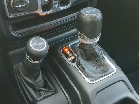 Certified 2021 Jeep Wrangler Unlimited Sport image 36