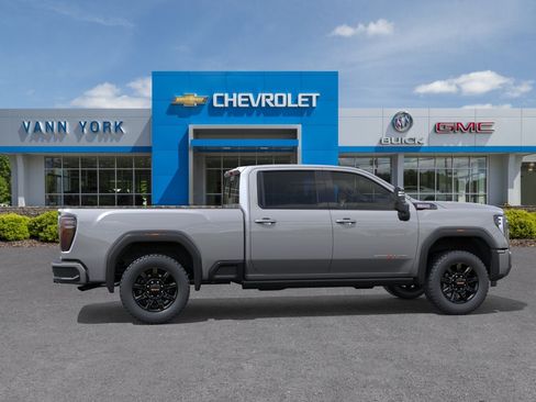 New 2026 GMC Sierra 2500 AT4 w/ AT4 Premium Plus Package AWD/4WD image 29