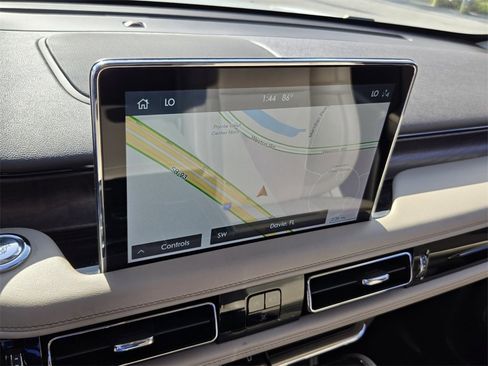 Used 2020 Lincoln Aviator Reserve w/ Equipment Group 201A image 22