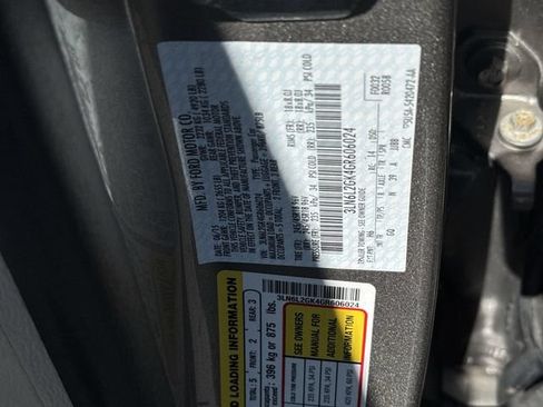 Used 2016 Lincoln MKZ w/ Equipment Group 300A Reserve FWD image 28