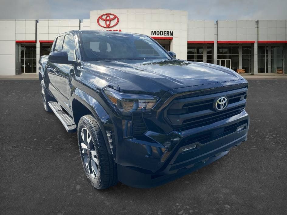 Certified 2025 Toyota Tacoma SR5 AWD/4WD image 3