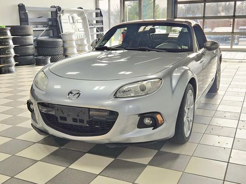 Used 2014 MAZDA MX-5 Miata Grand Touring w/ Premium Package image 4