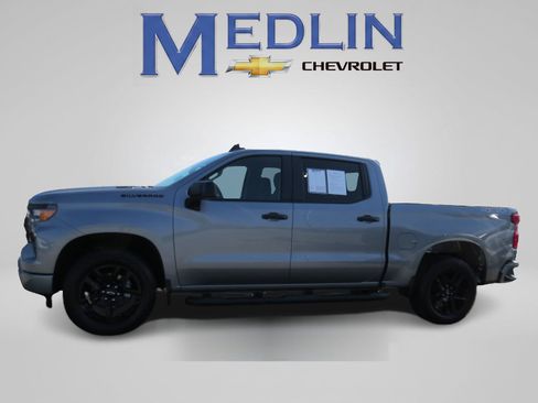 Used 2025 Chevrolet Silverado 1500 Custom w/ Turbomax Blackout Package AWD/4WD image 5
