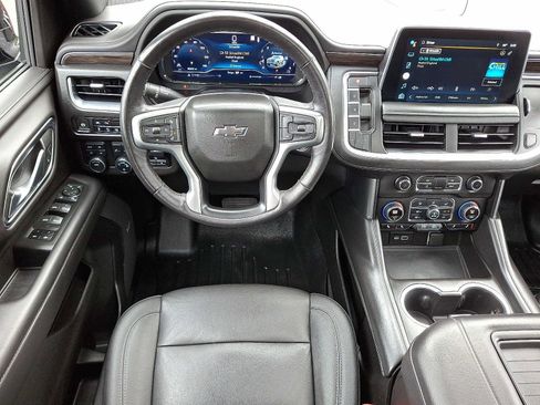 Used 2022 Chevrolet Tahoe Z71 w/ Luxury Package image 14