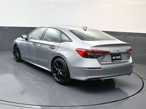 Used 2022 Honda Civic Sport image 5