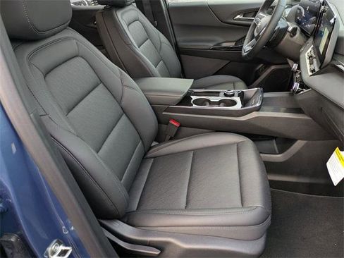 New 2026 Chevrolet Equinox LT w/ Convenience Package II image 29