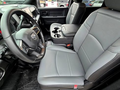 New 2026 RAM 5500 Tradesman w/ Chrome Appearance Group AWD/4WD image 18