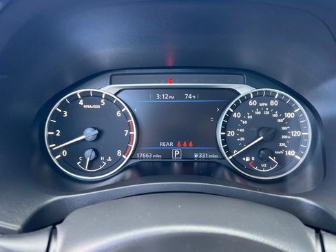 Used 2025 Nissan Altima 2.5 SV FWD image 21
