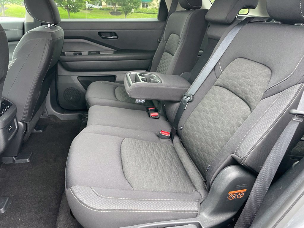 Certified 2024 Nissan Pathfinder SV AWD/4WD image 8