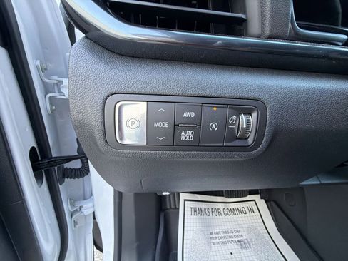 New 2026 GMC Terrain AT4 w/ Convenience Package III image 18