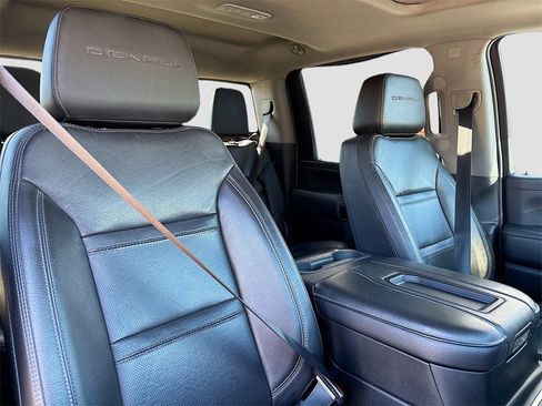 Used 2022 GMC Sierra 2500 Denali w/ Denali Ultimate Package image 29