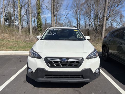 Certified 2023 Subaru Crosstrek 2.0i Premium image 2