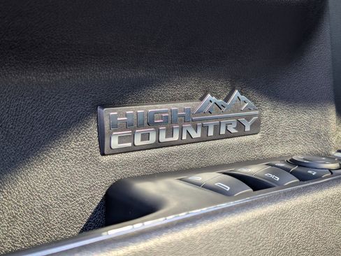 Used 2023 Chevrolet Silverado 1500 High Country w/ High Country Premium Package image 36