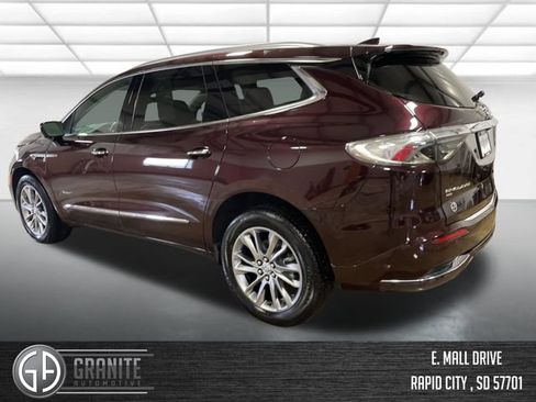 Used 2024 Buick Enclave Avenir w/ Avenir Technology Package AWD/4WD image 4