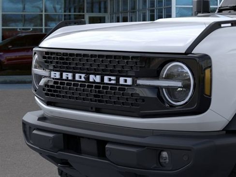 New 2026 Ford Bronco Outer Banks AWD/4WD image 19
