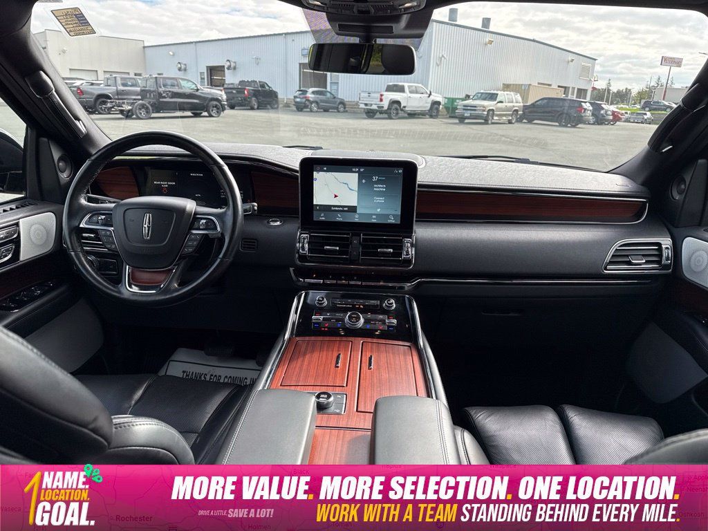 Used 2021 Lincoln Navigator L Reserve w/ Luxury Package AWD/4WD image 15
